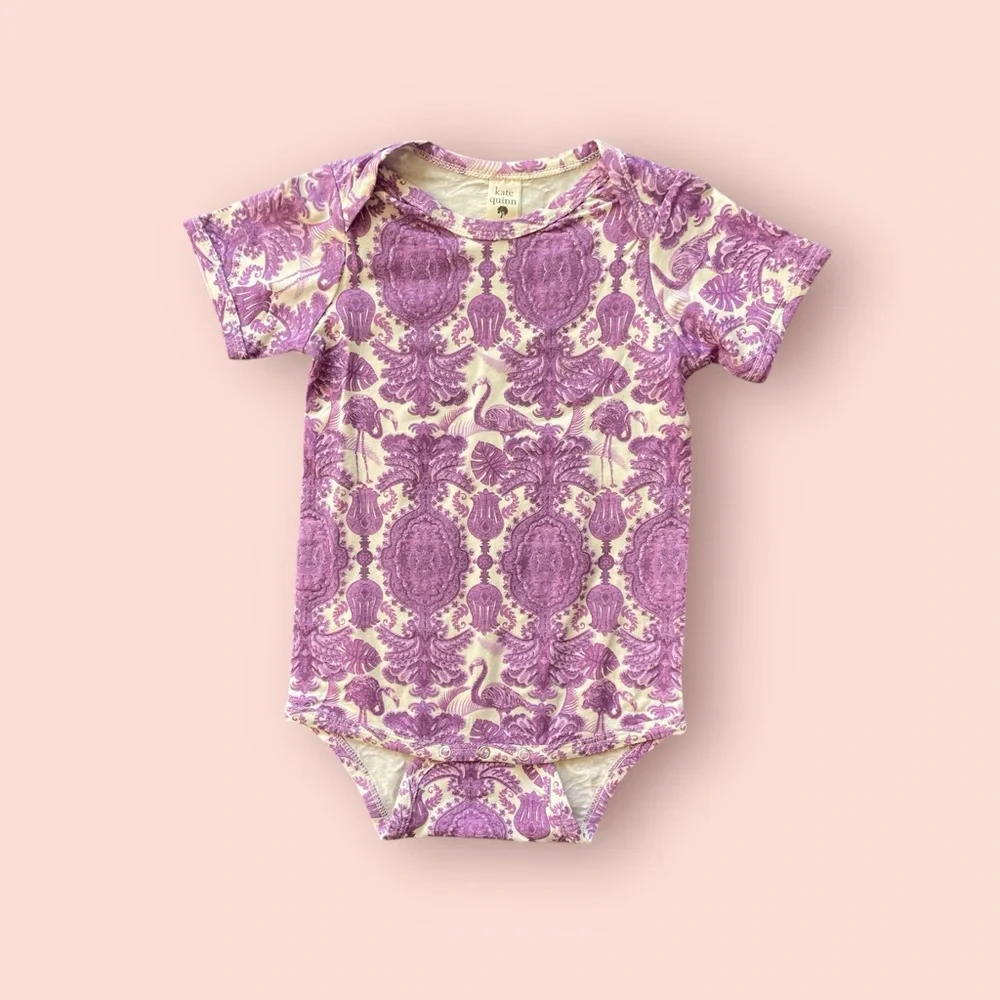 #279, kate quinn bodysuit, NWOT, size 18-24 months